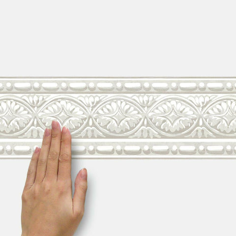 SCULPTED ARCHITECTURAL PEEL & STICK BORDER