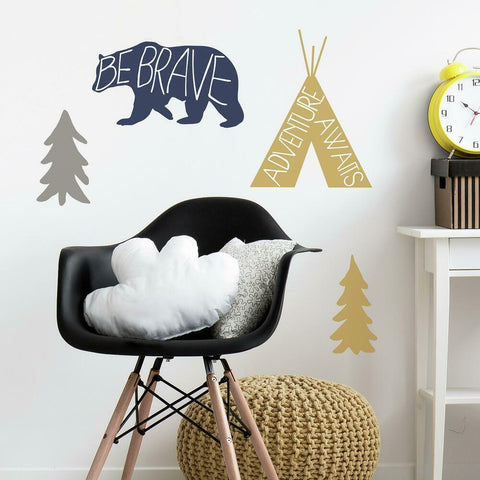 ADVENTURE AWAITS ANIMAL PEEL AND STICK GIANT WALL DECALS