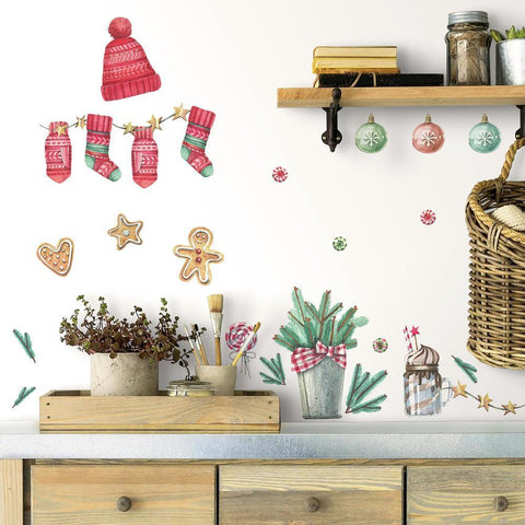 CLASSIC CHRISTMAS PEEL AND STICK WALL DECALS